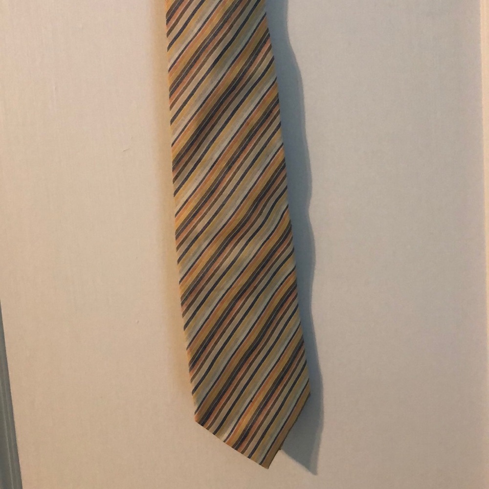 Linen and silk pastel striped banana Republic tie - Picture 1 of 4